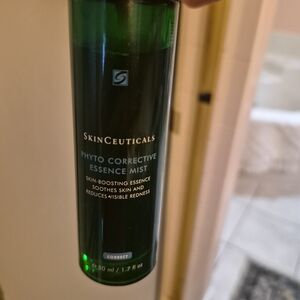 SkinCeuticals Phyto Corrective Essence Mist